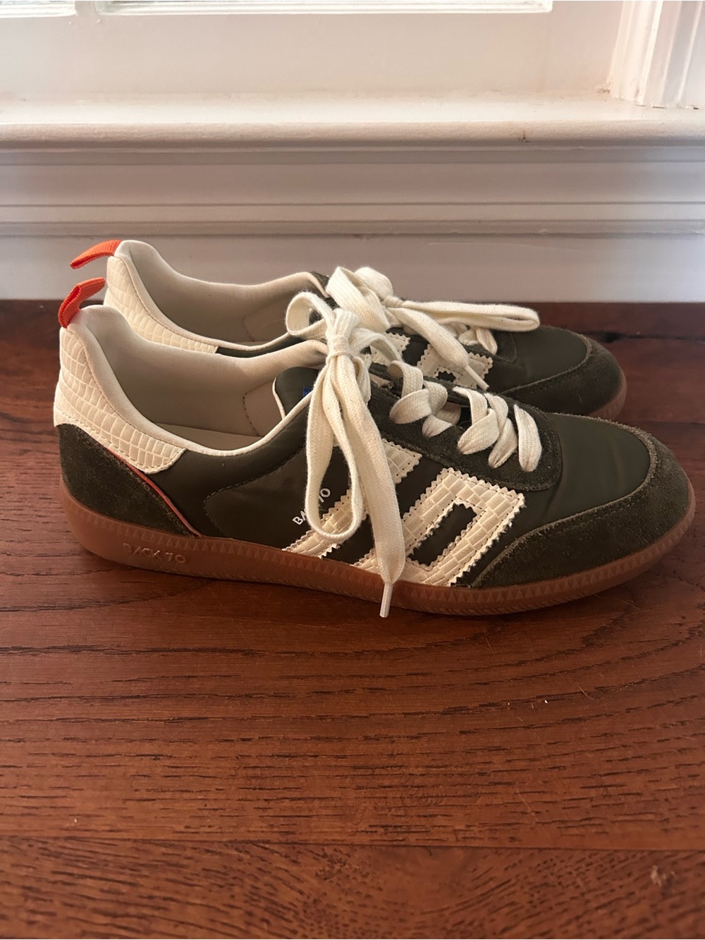 Back 70 olive sneakers